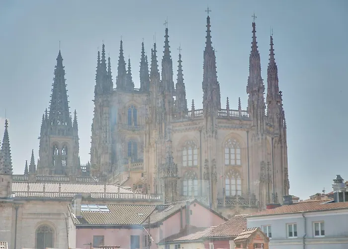 Catedral By Clabao Apartamento Burgo
